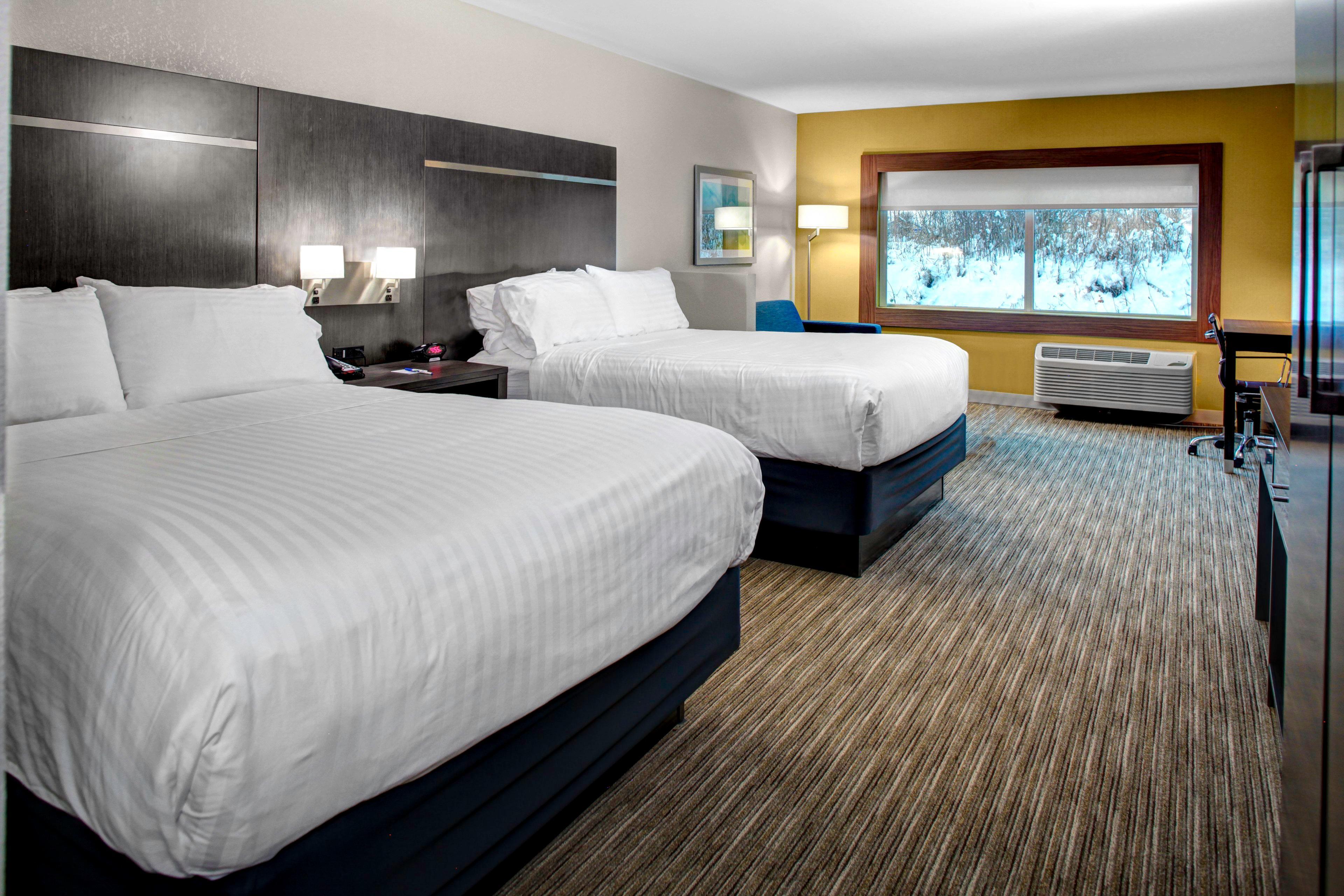 Holiday Inn Express & Suites Coldwater By Ihg Экстерьер фото