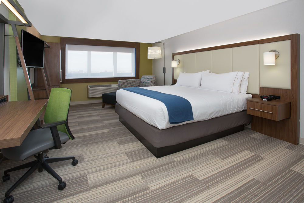Holiday Inn Express & Suites Coldwater By Ihg Экстерьер фото